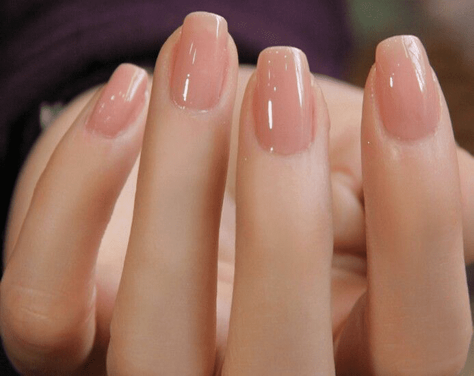 10 conseils pour faire pousser des ongles sains