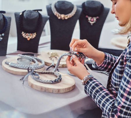 Les tendances en matière de bijoux pour la saison à venir