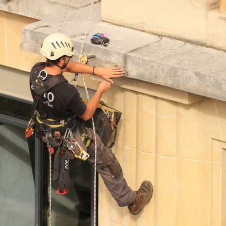 Pourquoi la recherche de fuite à Lyon devrait-elle être intégrée dans l’entretien régulier d’un bâtiment?