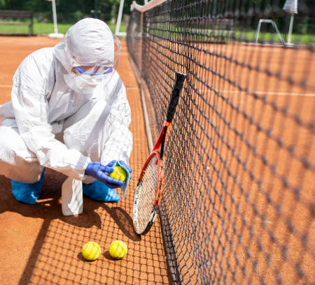 Les Meilleurs Produits pour Contrôler la Poussière sur un Court de Tennis en Terre Battue à Colombes