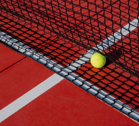 Maintenance du court de tennis en Terre Battue La Garenne Colombes : Les Outils et Équipements Recommandés par l’Expert en Maintenance