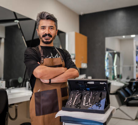 Comment Évaluer la Concurrence pour Identifier les Opportunités de Différenciation pour votre Salon