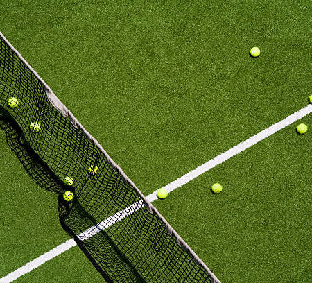 Pourquoi rénover un terrain de tennis en gazon synthétique au lieu de le remplacer à Lyon ?