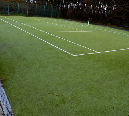 Pourquoi une rénovation court de tennis Paris peut-elle nécessiter des permis spécifiques ?