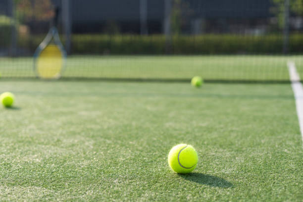 Construction d'un court de tennis en gazon synthétique à Cannes