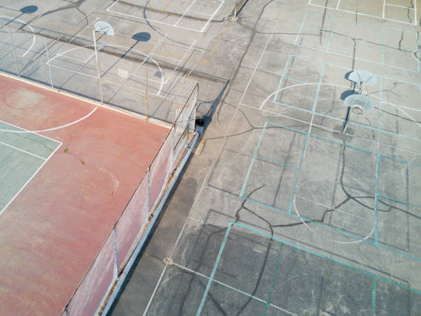 Rénovation d'un court de tennis en béton poreux à mougins