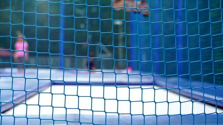 Construction d'un court de tennis à Saint-Raphaël