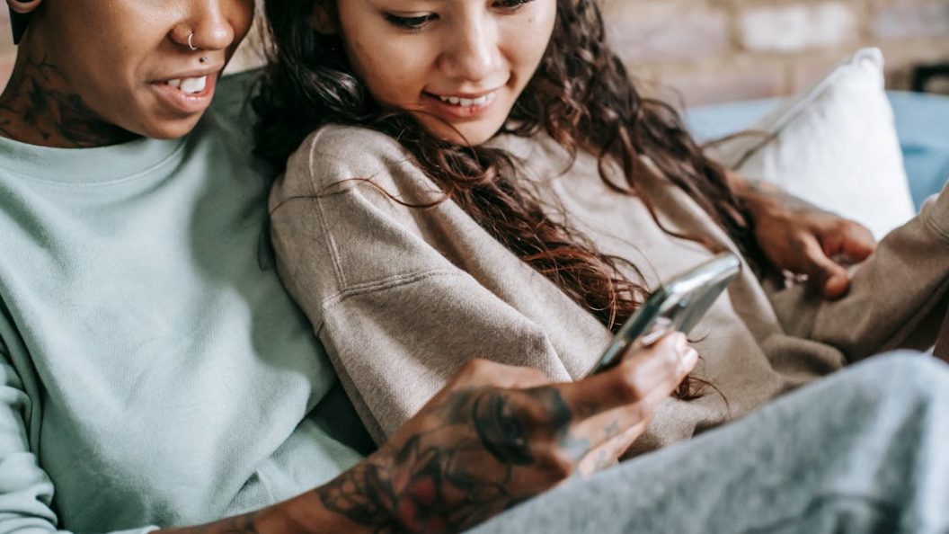 découvrez les tendances actuelles en matière d'intimité, explorant les évolutions des relations personnelles, les nouvelles façons de se connecter et les perspectives modernes sur la vie intime.