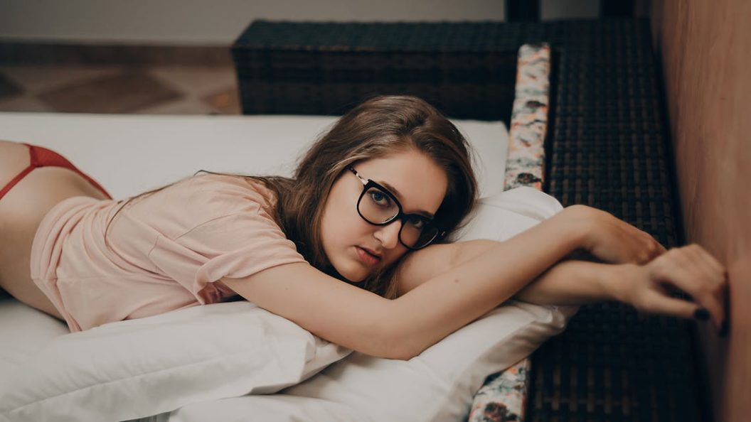 découvrez notre collection de lingerie raffinée et élégante, conçue pour mettre en valeur votre silhouette avec confort et style. trouvez la pièce parfaite pour chaque occasion et laissez-vous séduire par des matières délicates et des coupes flatteuses.