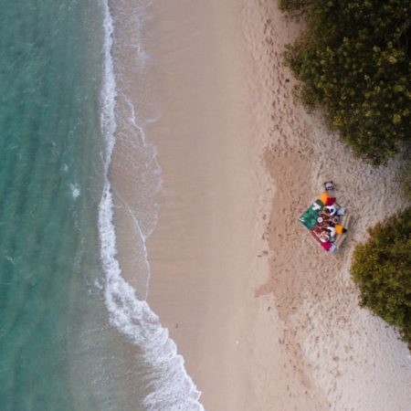 Top 5 des serviettes de plage incontournables pour un été réussi