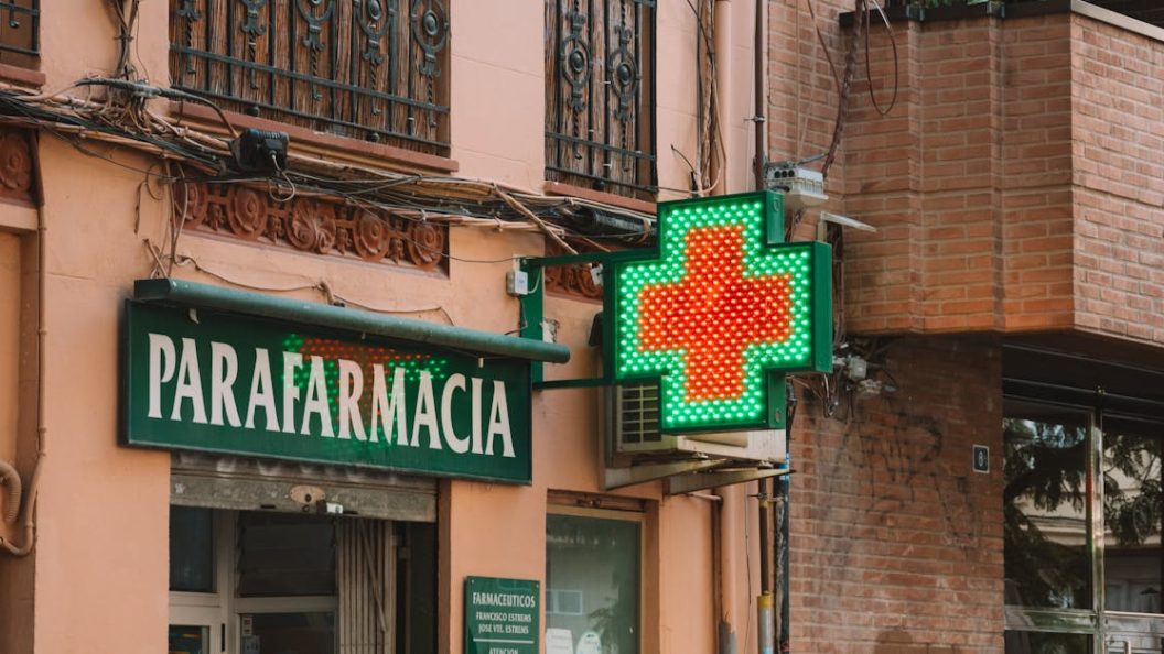 découvrez notre parapharmacie en ligne ! profitez d'une large gamme de produits de santé, de beauté et de bien-être, soigneusement sélectionnés pour répondre à vos besoins quotidiens. livraison rapide et conseils d'experts à votre disposition.