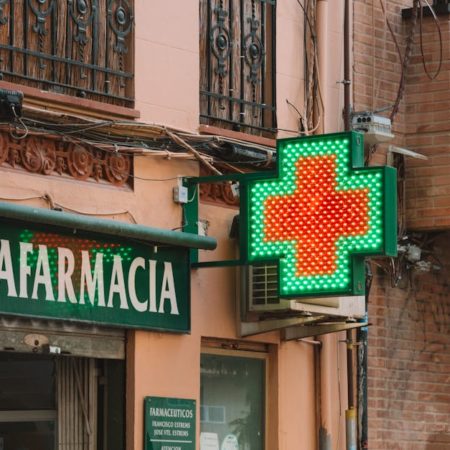 Les avantages de choisir une parapharmacie en Provence pour vos besoins de santé