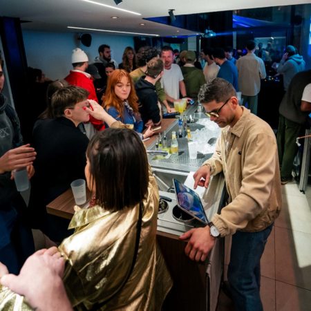 Quels sont les cocktails les plus populaires dans un bar ambiance à Lyon ?