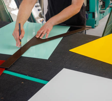 Peut-on faire une réparation de double vitrage fissuré à Lyon ?