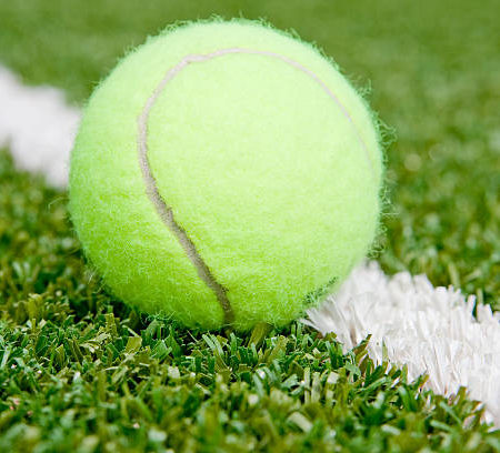 Comment assurer une bonne planéité pour une Construction court de tennis en gazon synthétique à Toulon ?