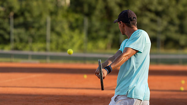 construction court de tennis en terre battue à Angers